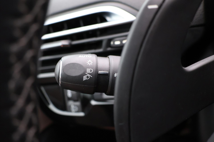 Citroën C4 Picasso 1,6 HDi 88kW Aut. Feel CZ