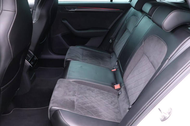 Škoda Superb 2,0 TSI 200kW DSG Sportline