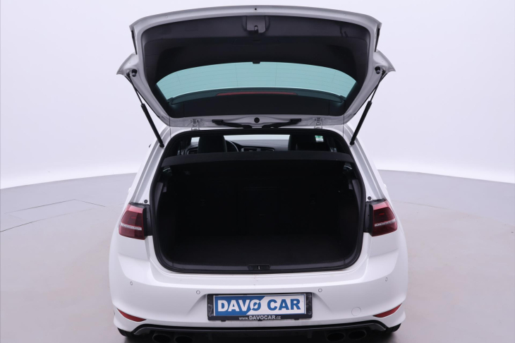 Volkswagen Golf 2,0 TSI R 221kW DSG 4Motion