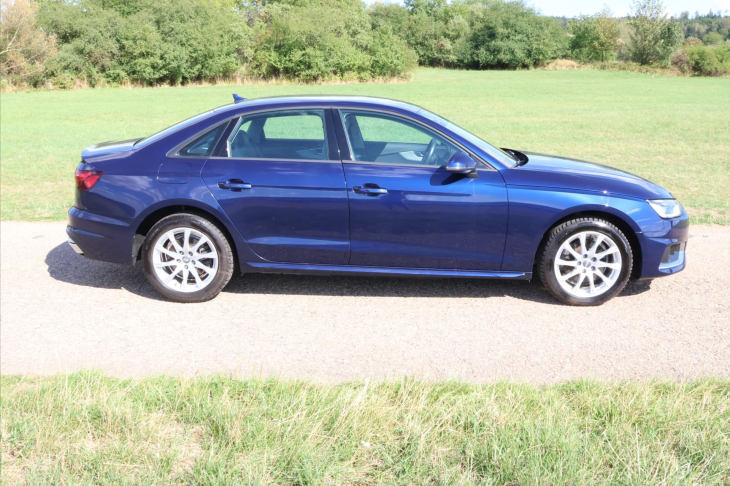 Audi A4 2,0 35 TDI CZ Advanced DPH