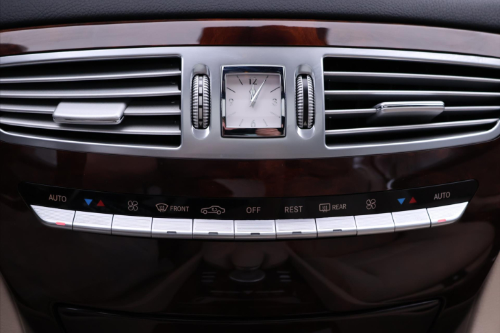 Mercedes-Benz CL 5,5 CL-CLASS 500 CZ 285 kW