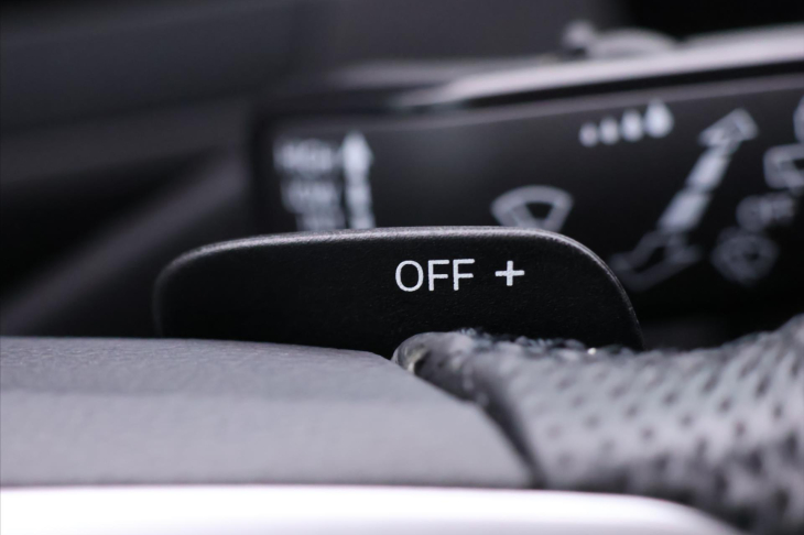 Volkswagen Arteon Shooting Brake 2,0 TDI 147kW DSG 4M R-line CZ