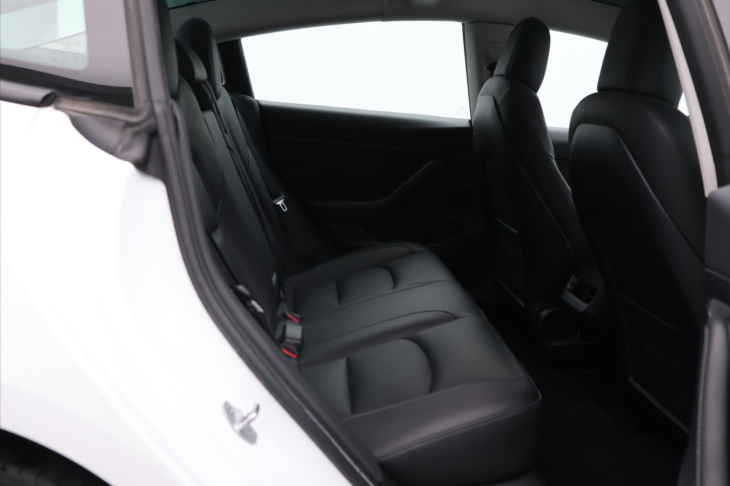 Tesla Model 3 Long Range 60kWh RWD DPH