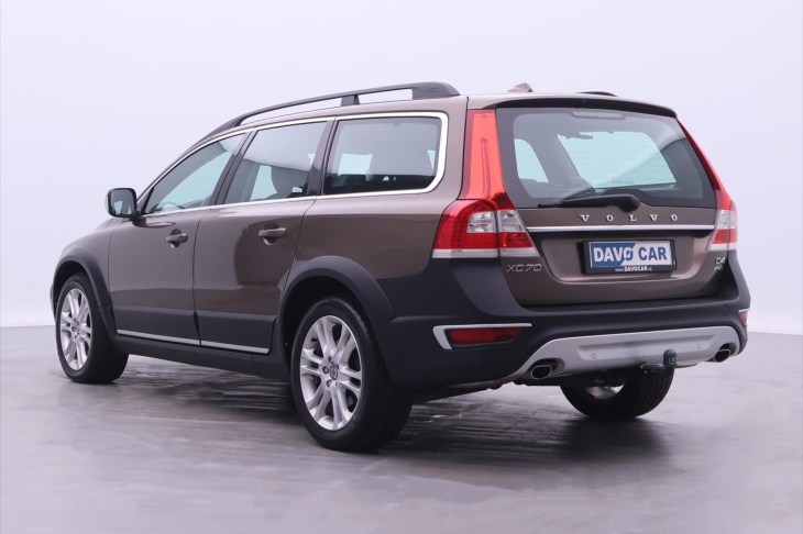 Volvo XC70 2,4 D4 133kW Aut. AWD Summum