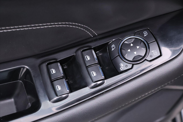 Ford S-MAX 2,0 TDCi 110kW Aut. Titanium