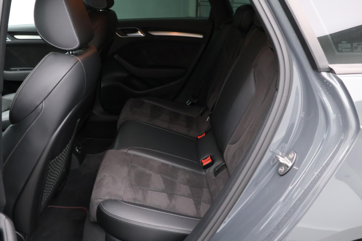 Audi S3 2,0 TFSI 228kW Quattro Sportback CZ