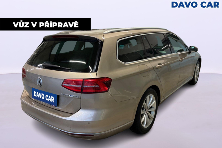 Volkswagen Passat 2,0 TDI 110kW Highline CZ