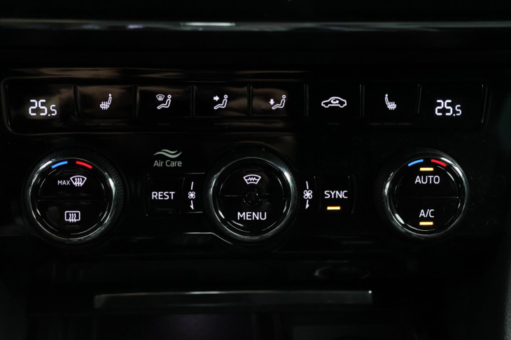 Škoda Superb 2,0 TDI 147kW Sportline DSG CZ DPH