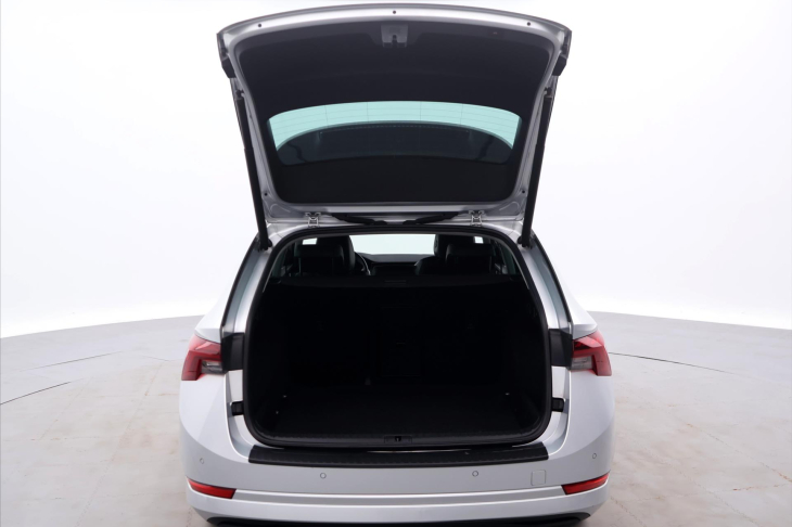 Škoda Octavia 2,0 TDI 110kW DSG Style+ DPH