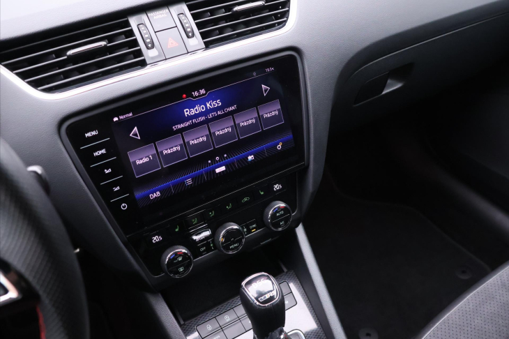 Škoda Octavia 2,0 TDI RS 135kW DSG LED 4x4