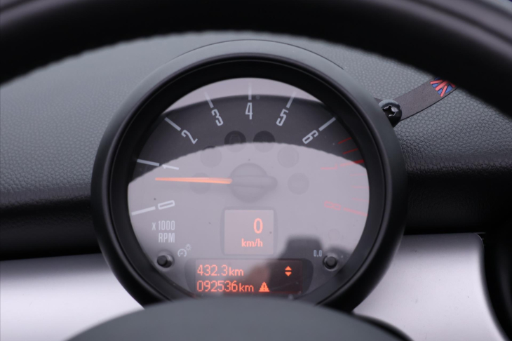 Mini One 1,6 i 72kw Cabrio serv. kniha