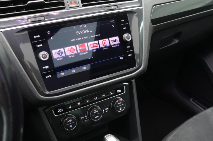 Volkswagen Tiguan 1,4 TSI DSG R-line matrix virtual