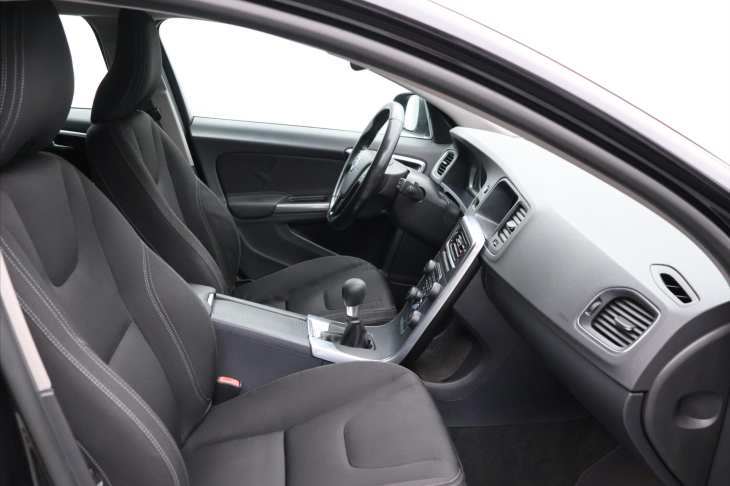 Volvo V60 1,6 D2 84kW Kinetic