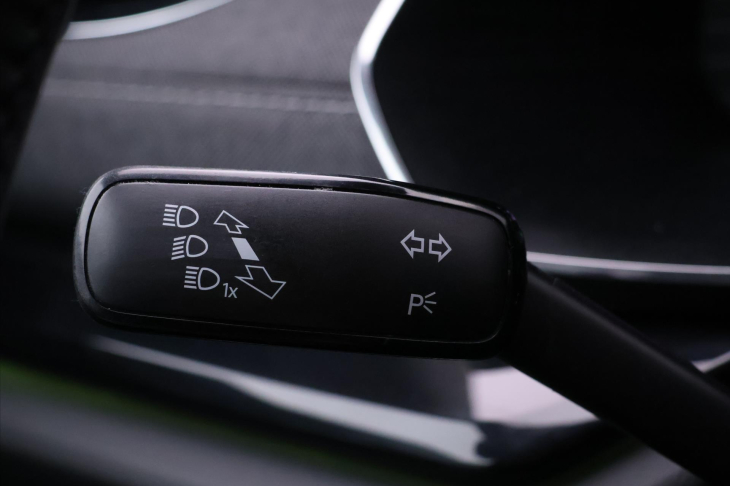 Škoda Octavia 2,0 TDI DSG Style Kůže Matrix