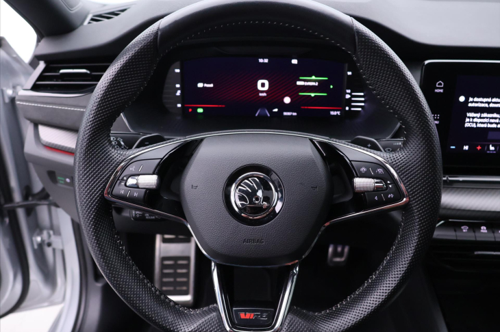 Škoda Octavia 2,0 TSI 180kW DSG Matrix DPH RS