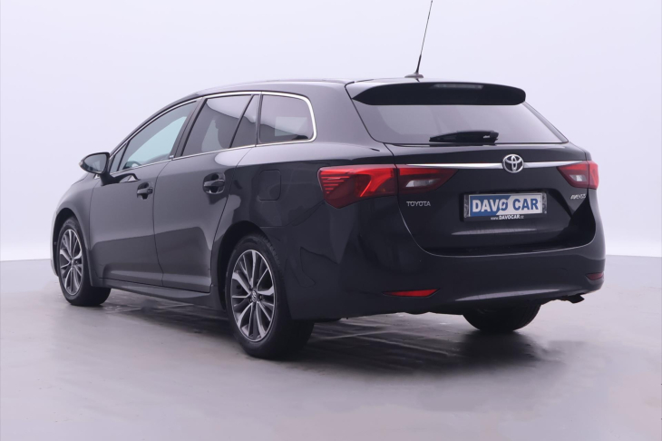Toyota Avensis 2,0 D-4D 105kW Navi LED Tempo