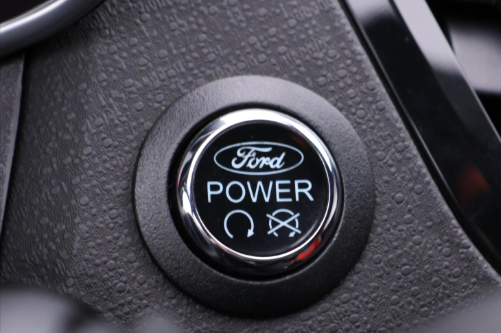 Ford Fiesta 1,6 ST 134kW Recaro Kůže