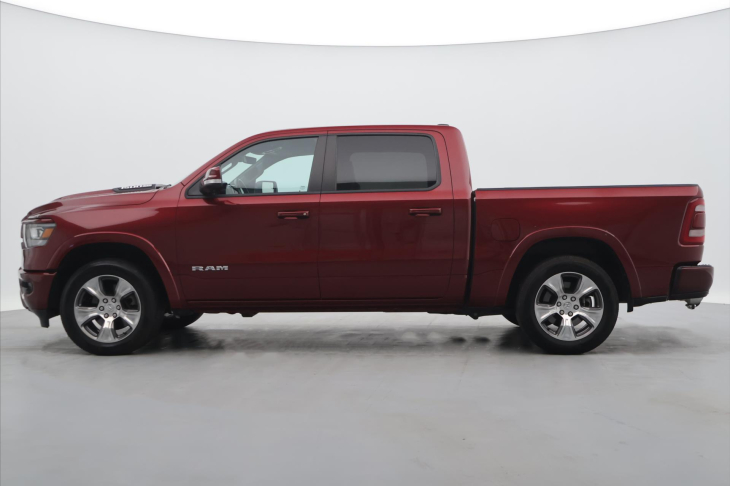 Dodge RAM 5,7 1500 295kW Laramie 4x4