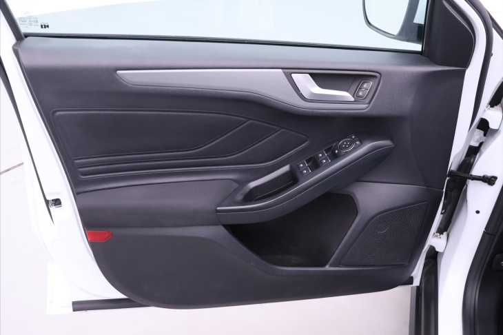 Ford Focus 1,0 EcoBoost 74kW CZ DPH