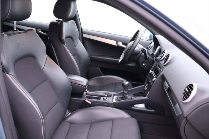 Audi A3 1,4 TFSI 92kW S-Line Xenon