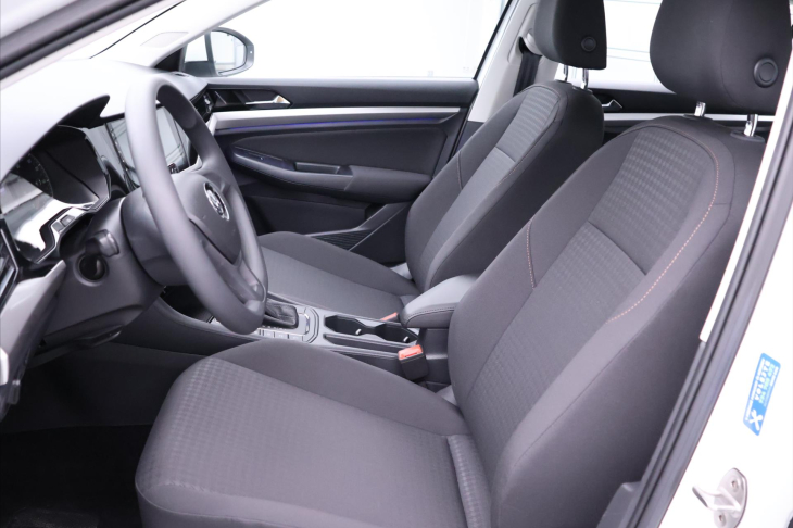 Volkswagen Bora E-Bora 100kW Automat