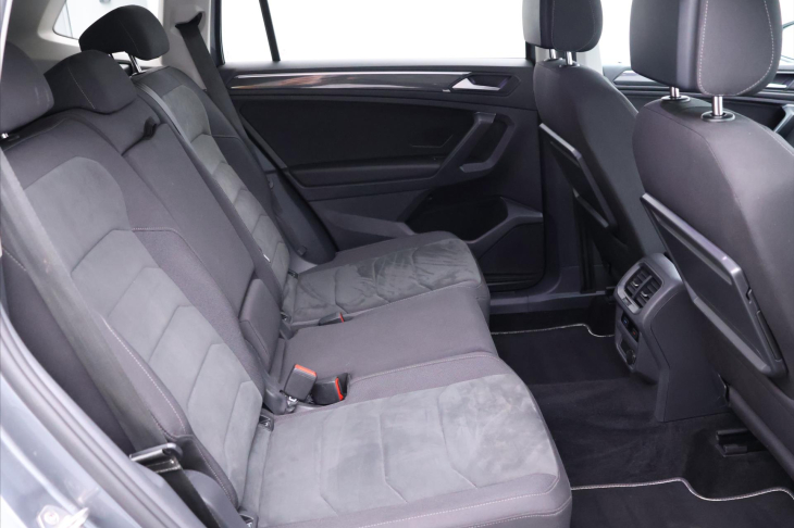 Volkswagen Tiguan 1,5 TSi 110kW DSG Highline CZ