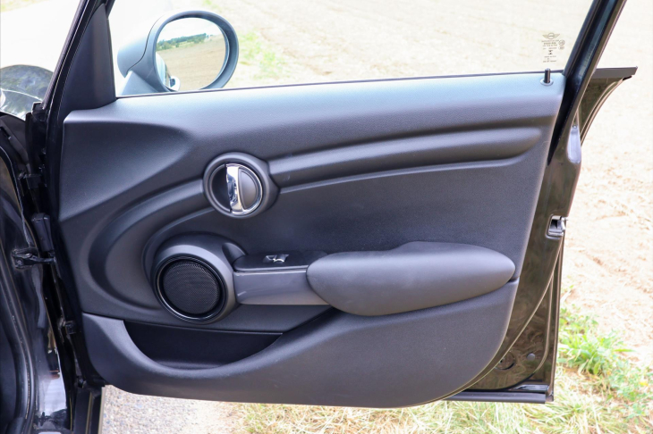 Mini One 1,5 D Salt Business 1.Maj.