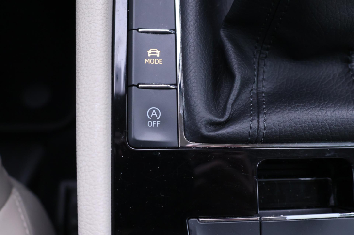 Škoda Superb 2,0 TDI 110kW L&K CZ