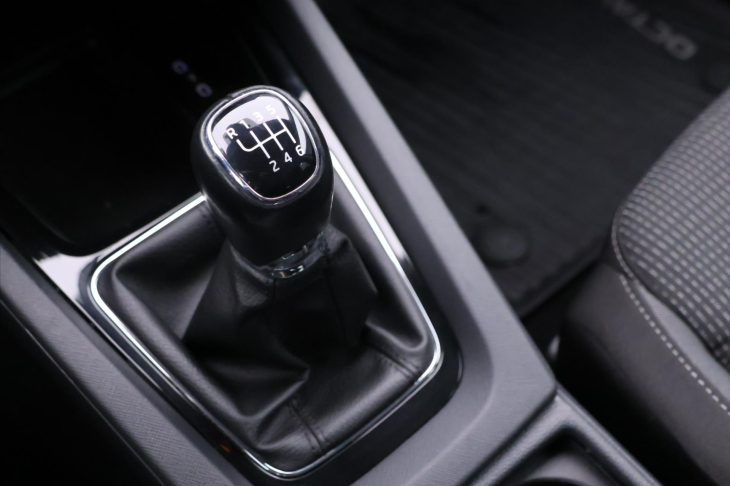 Škoda Octavia 2,0 TDI 85kW Ambition CZ DPH