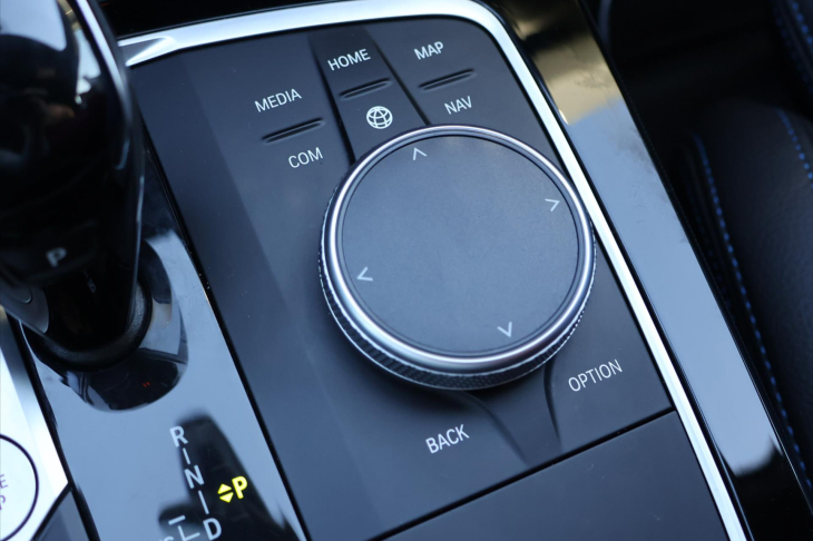 BMW Řada 2 1,5 218i GC M-Sport Aut.