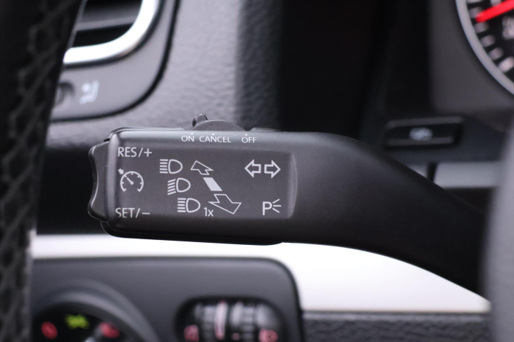 Volkswagen EOS 1,4 TSI 90kW Aut.Klima Kůže