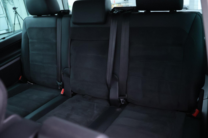 Volkswagen Multivan 2,0 TDI 150kW DSG 4M CZ Bulli