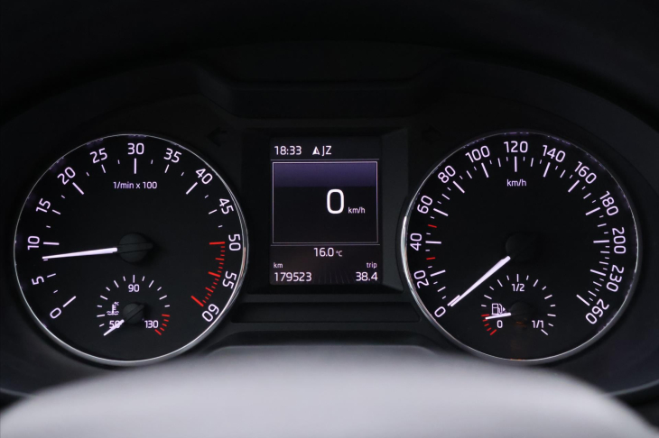 Škoda Octavia 1,6 TDI 81kW 1.Maj Navi Tažné