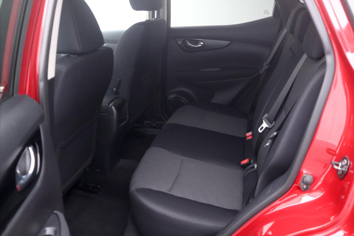 Nissan Qashqai 1,2 DIG-T 85 kW N-Connecta