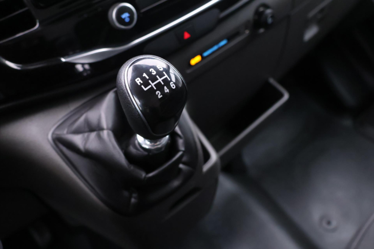 Ford Transit 2,0 TDCi 96kW L3H3 Tažné DPH