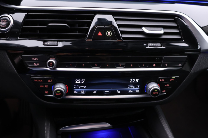 BMW Řada 5 3,0 530d xDrive 210kW Aut.