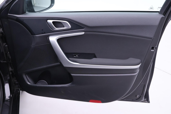 Kia Ceed 1,0 T-GDI 74kW Exclusive CZ