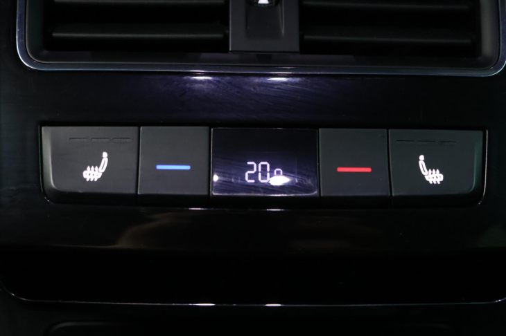 Škoda Superb 2,0 TDI 140kW 4x4 DSG Sportline