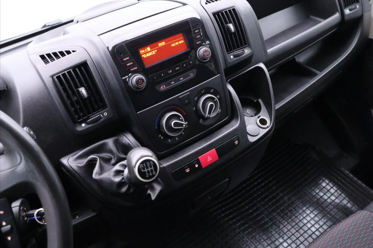 Peugeot Boxer 2,0 HDI 96kW CZ 7-Míst L3 DPH