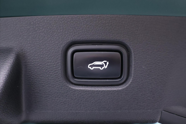 Kia Sportage 1,6 T-GDI 132 kW TOP Aut. Kůže DPH