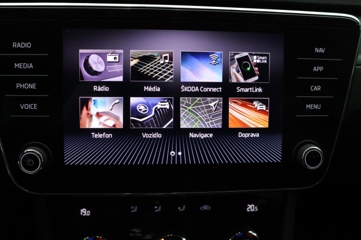 Škoda Superb 2,0 TDI 110kW DSG Navi LED