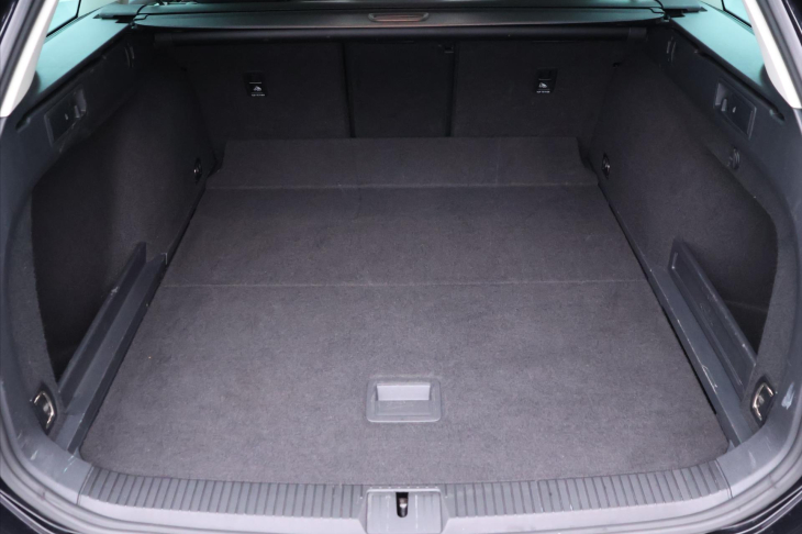 Volkswagen Passat 1,4 TSI 110kW Comfortline ACC