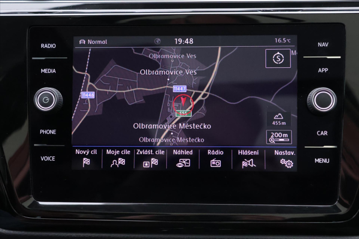 Volkswagen Touran 2,0 TDI DSG CZ Highline 7-Míst