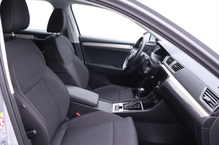 Škoda Superb 2,0 TDI 110kW Style DSG CZ DPH