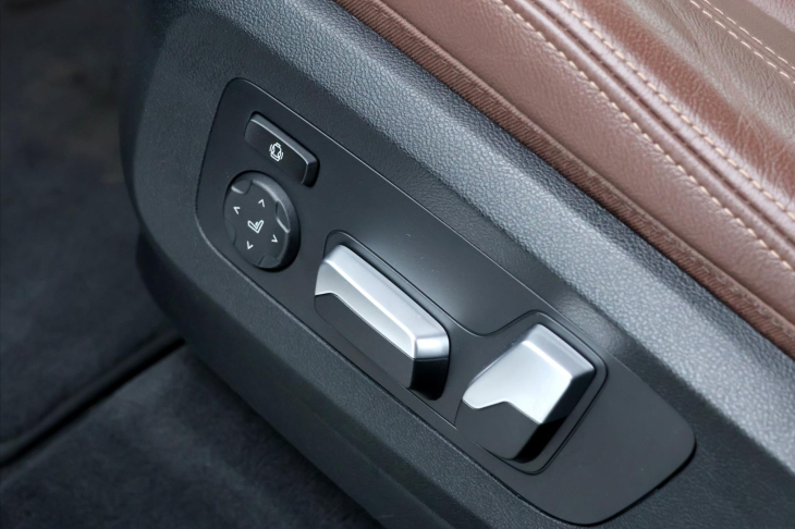 BMW X5 3,0 Xdrive40d AT Pano DPH