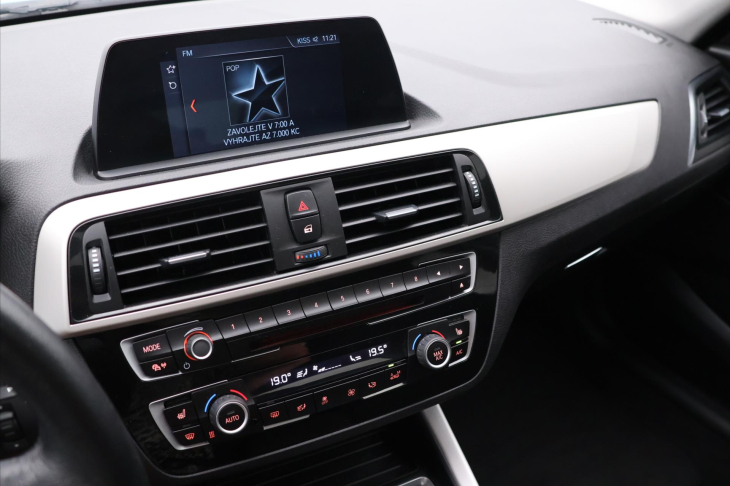 BMW Řada 1 2,0 Ti 135 kW Automat Xenon