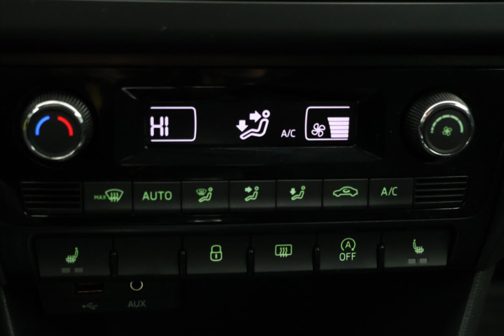 Škoda Rapid 1,4 TSI 92kW DSG Czech Team CZ