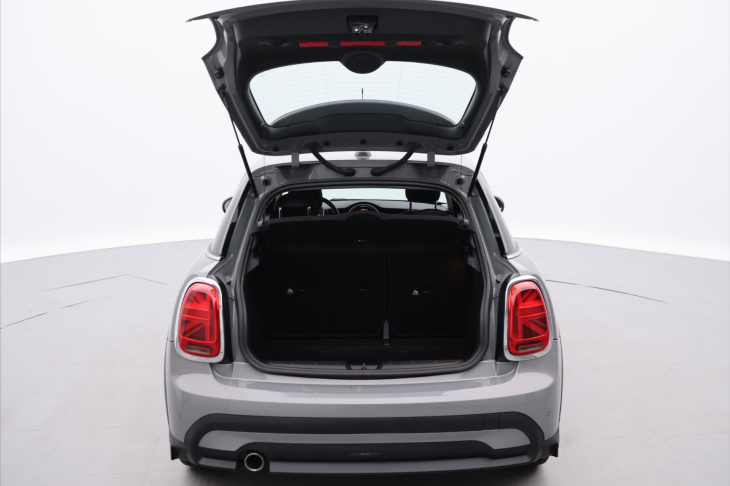 Mini Cooper 1,5 100kW CZ DPH Klima,Tempo