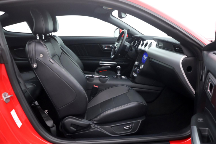 Ford Mustang 5,0 Ti-VCT V8 310kW