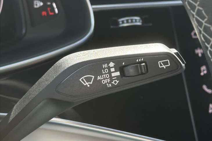 Audi Q7 3.0 50 TDI Quattro S line CZ DPH